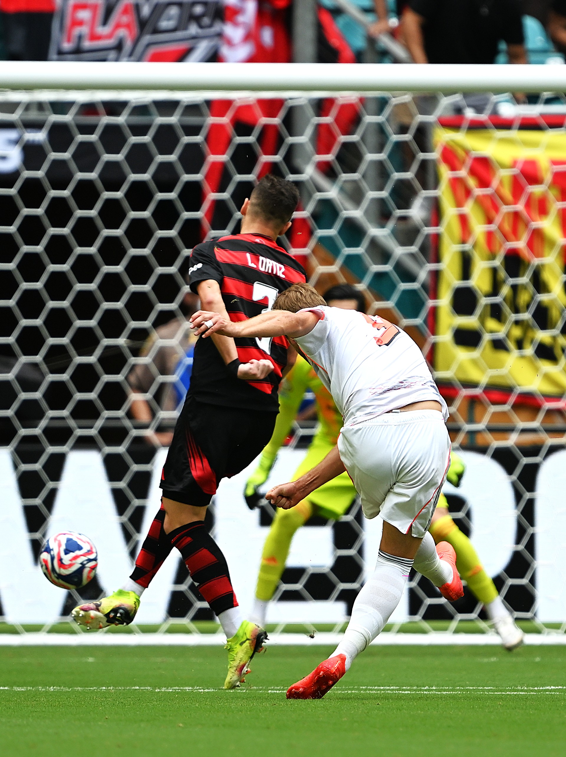 拜仁慕尼黑队在客场对阵波尔图的比赛中取胜的简单介绍