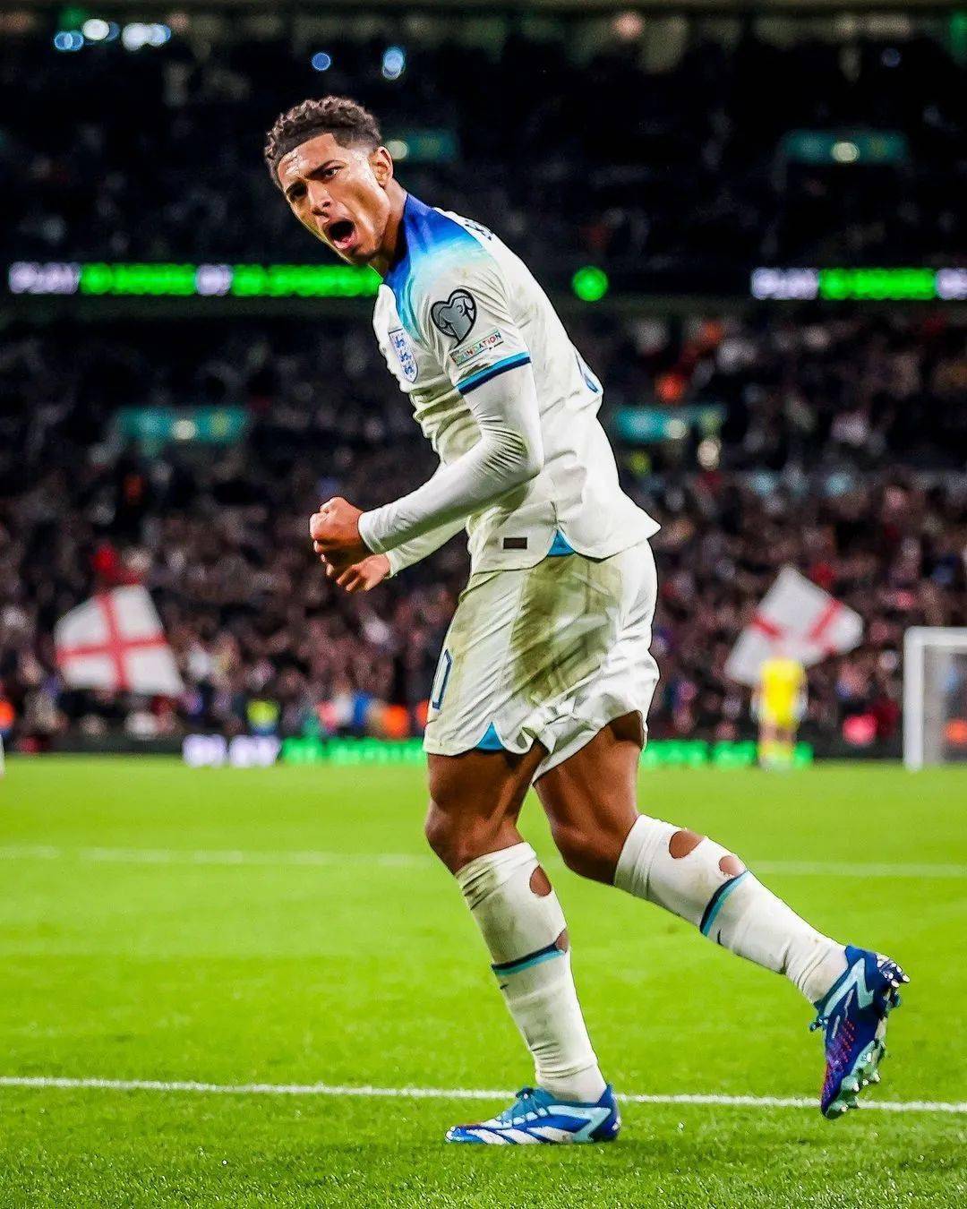 关于里昂绝杀法国，楚阿梅尼状态火热的信息